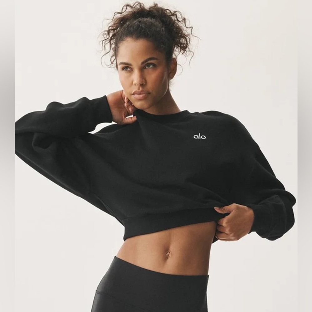 ALO Yoga Classic Black Cropped Sweatshirt